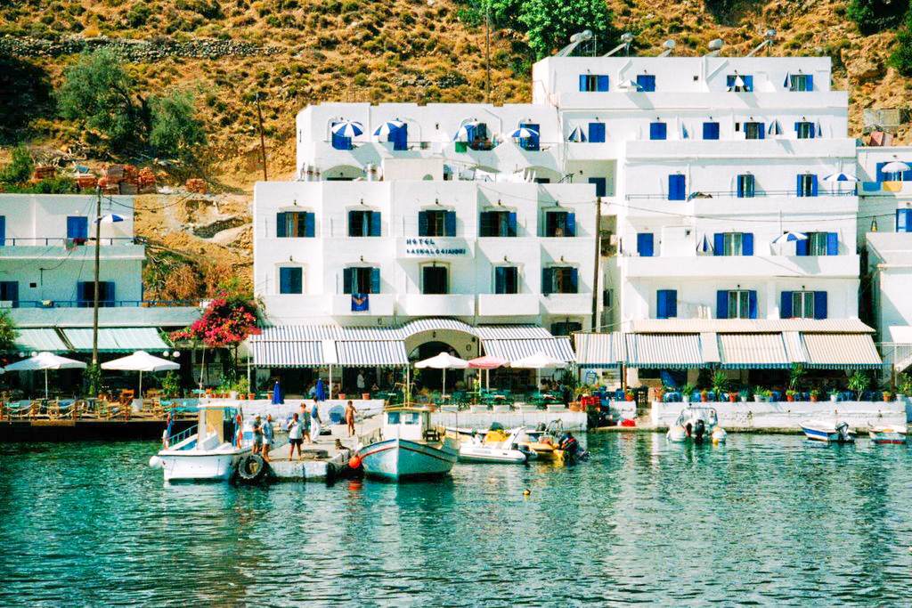 Madares Pension Loutro